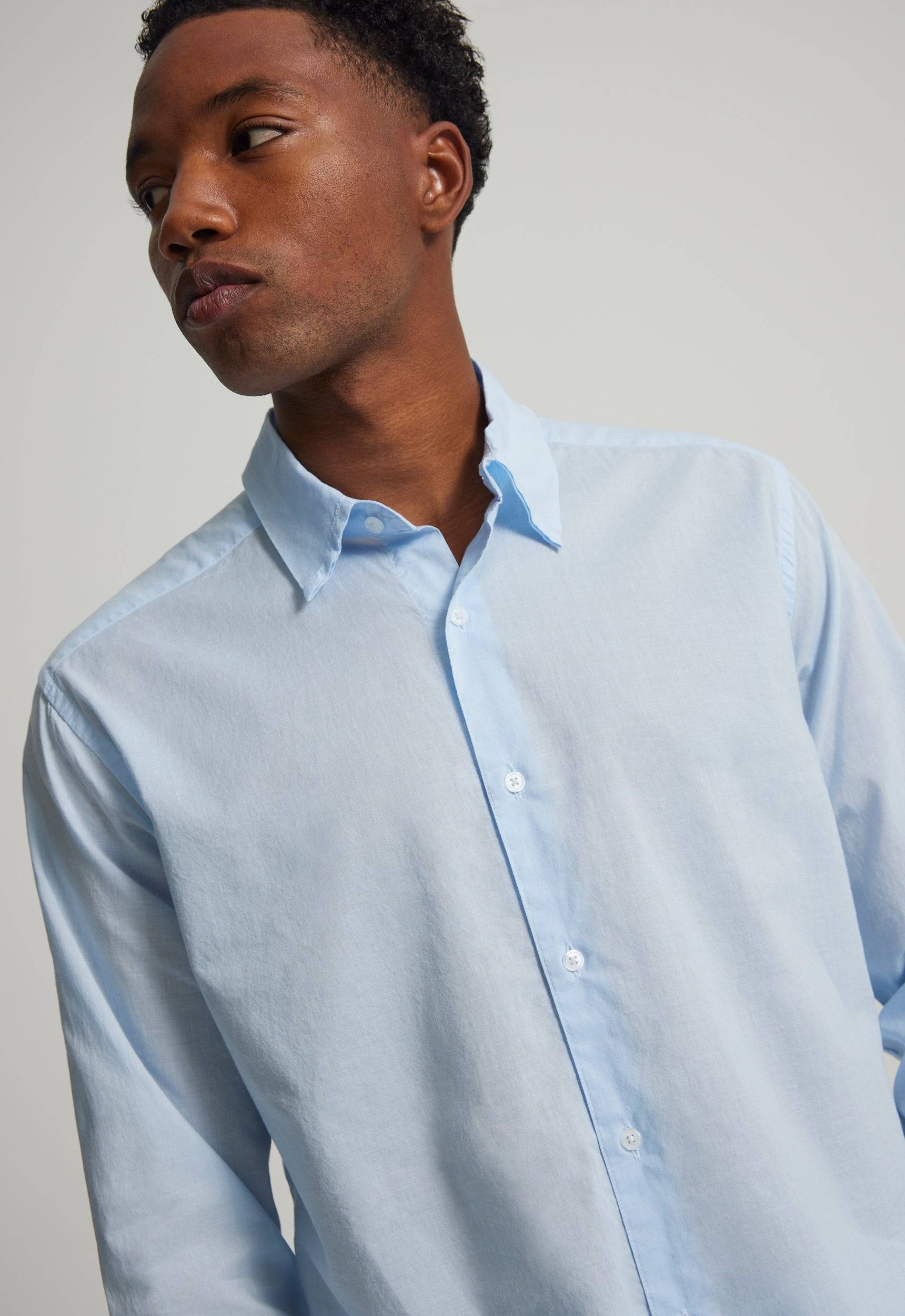 Jac+Jack FOLDED COLLAR COTTON SHIRT in Day Blue